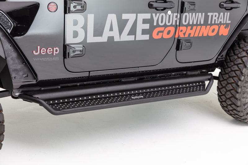 Go Rhino 05-22 Tacoma Dominator Xtreme D1 Side Steps with Mounting Brackets | D14429T