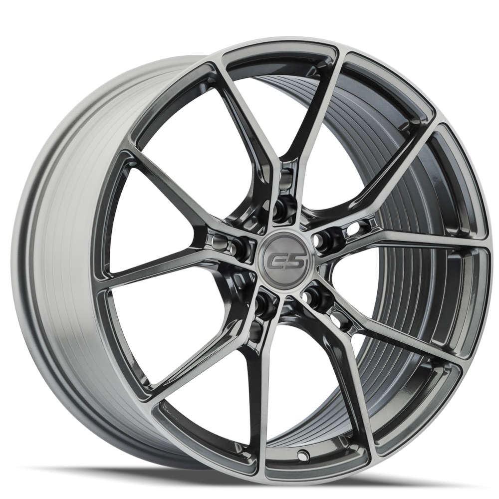 E5 Daytona19x9.5 +53 Titanium with a Brushed Tint