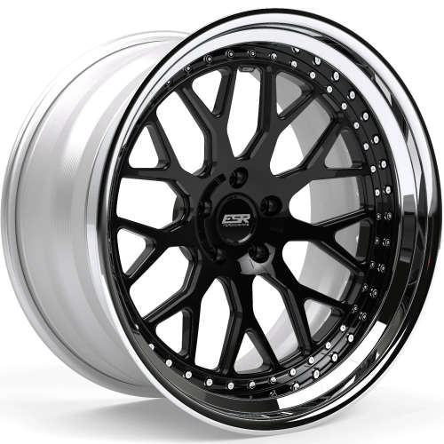 ESR Forged Classic ES1 Classic15x7 +35 Gloss Black with a Polished Step Lip and Silver Barrel with Exposed Hardware